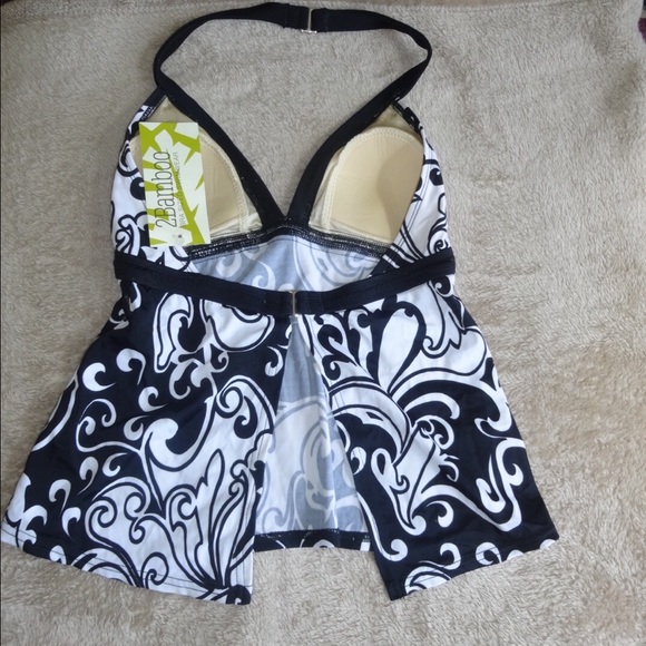 NWT Tankini swim Top with spilt in back $52 Value - Picture 4 of 4
