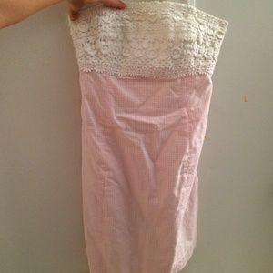 Lilly pulitzer size 2 strapless dress.