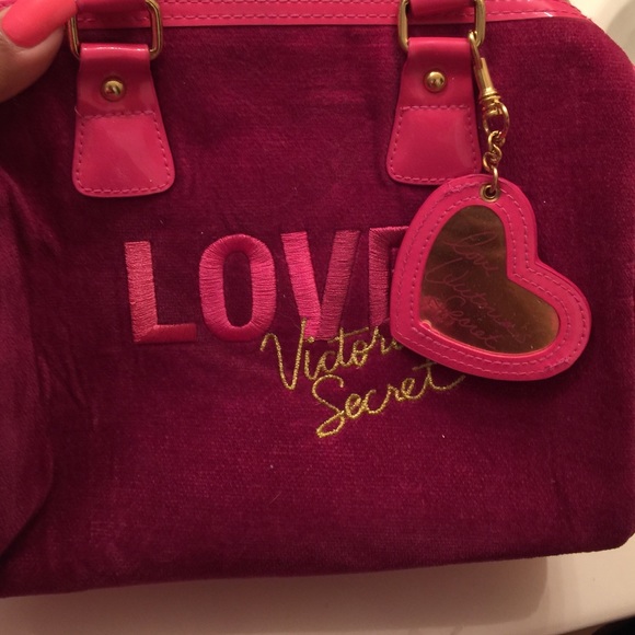 love VS bag
