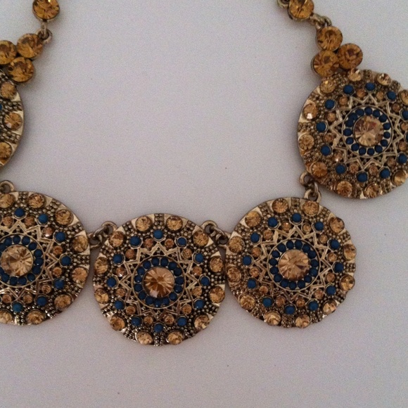 Statement necklace - Picture 2 of 2