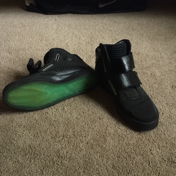 Nike FlySteppers - Picture 2 of 4