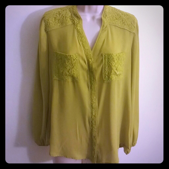 Alfani top with lace accent