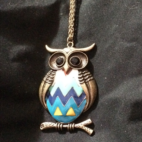 Owl necklace - Picture 2 of 3