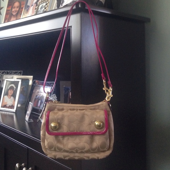 Tan and magenta coach poppy handbag