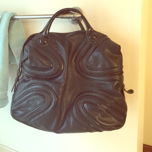 Francesco Biasia black leather purse