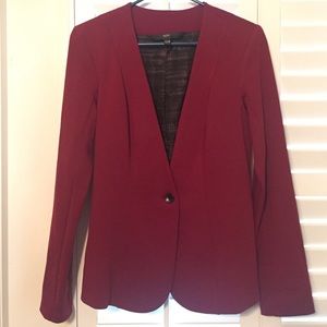 Garnet one button blazer