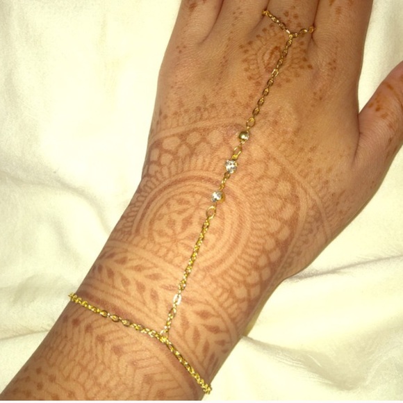 Jewelry bundle - Picture 2 of 3