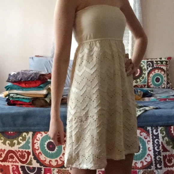 Judith March Size L Cream Strapless Dress