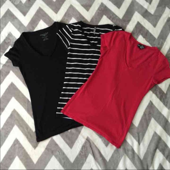 3 V-Neck Tees - Picture 1 of 4