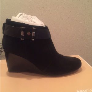 Michael KORS ankle wedge boots