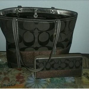 Authentic Coach purse & wallet