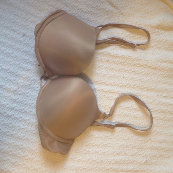 Victoria's Secret Nude Bombshell Bra