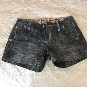 Miss Me Jean shorts