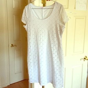 White on you looks good😜