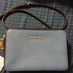 Michael Kors Dual Toned Blue Jet Set Cross Body
