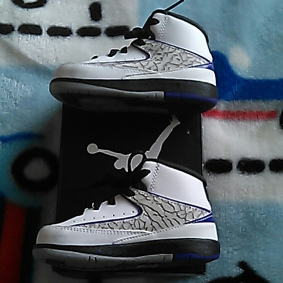 Jordan Retro 2 7C - Picture 3 of 4