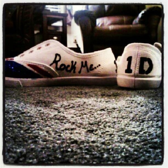 One Direction Custom Shoes! - Picture 4 of 4