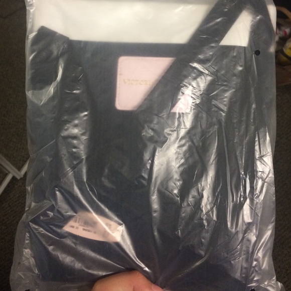 Victoria Secret Tote/Weekend Bag - Picture 3 of 3