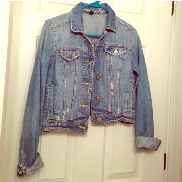 American Eagle Outfitters Jackets & Blazers - Light colored jean jacket!
