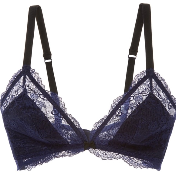 Accessories - ‼️SOLD‼️Blush Lingerie Lace Bra | Navy + Black