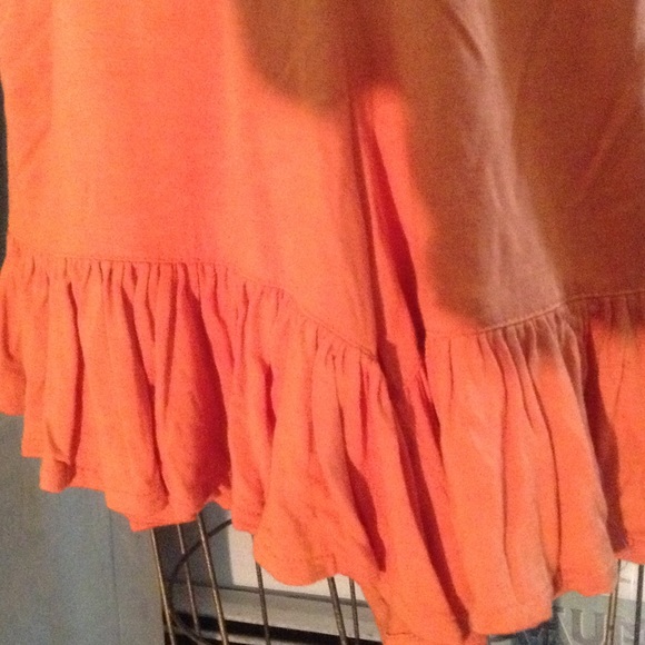 Shorts with Ruffle - Picture 2 of 2