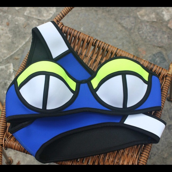 Triangl Poppy Blue Crush Bikini Top