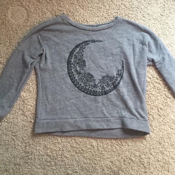 Cropped sweater