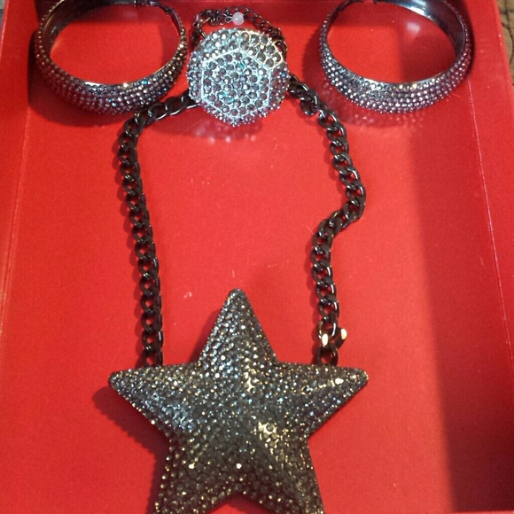 Being necklace earrings and ring