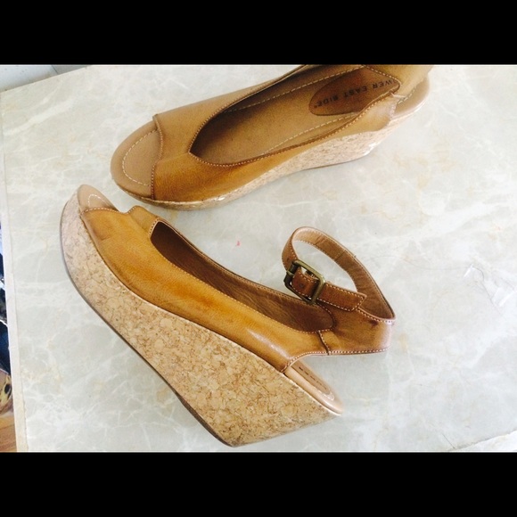 platform sandals!