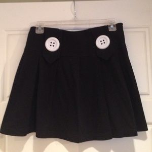 💸ONLY $10 when bundled💸 Black Mini Skirt