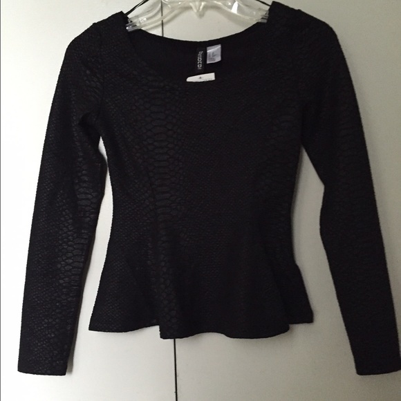 Snake Skin Peplum - Picture 2 of 2