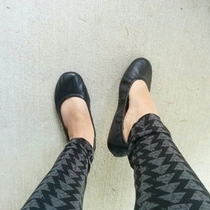 Clarks Grayson Erica flats size 7.5