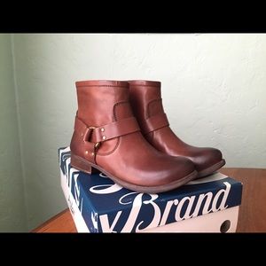 Brand new Lucky Brand booties! Never worn 😍