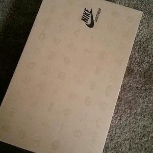 Nike box