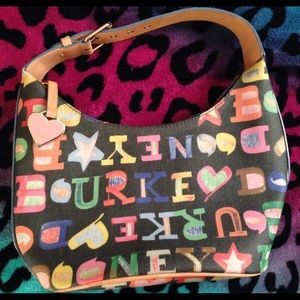 🚫SOLD🚫Dooney & Bourke small shoulder handbag