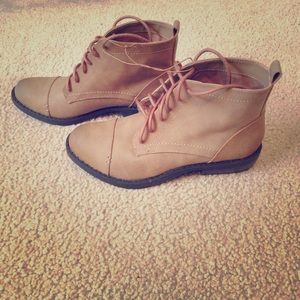 Short Tan Lace-Up Boots