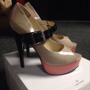 🎈Sold🎈Steve Madden Patent Leather MaryJane