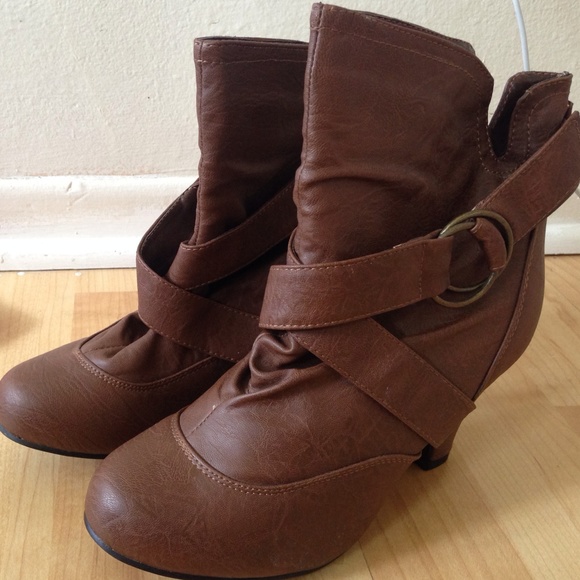 New Booties - Picture 1 of 1