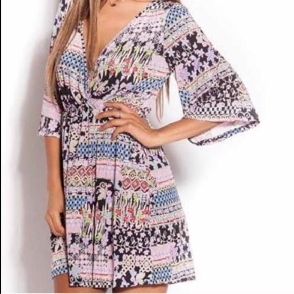 💥SALE💥🆕 Pink Pattern Dress - Picture 2 of 4