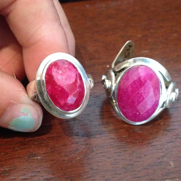 Ruby ring - Picture 2 of 4