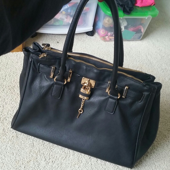 Aldo black purse