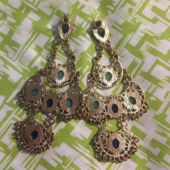Earrings - Picture 2 of 3