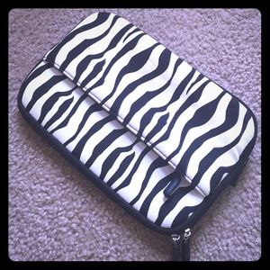 Tech case with pocket