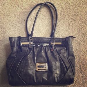 Guess purse