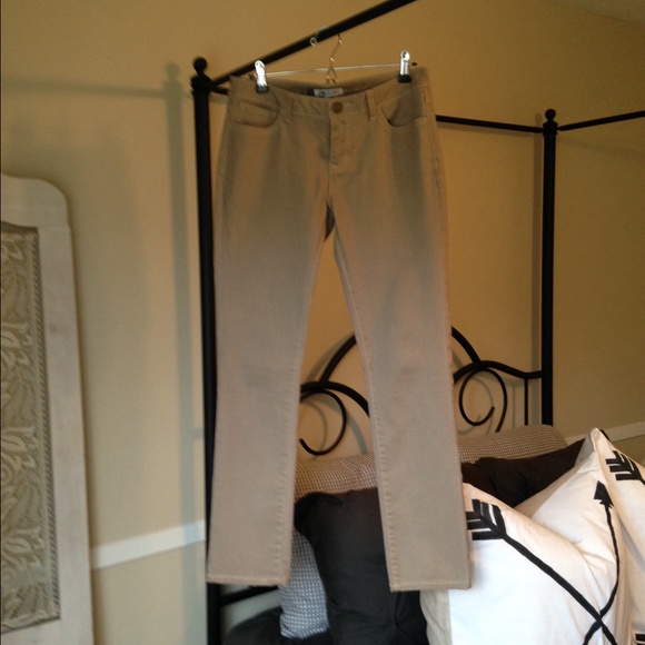 Subtle-gold/metallic wash J.Lo jeans size 6