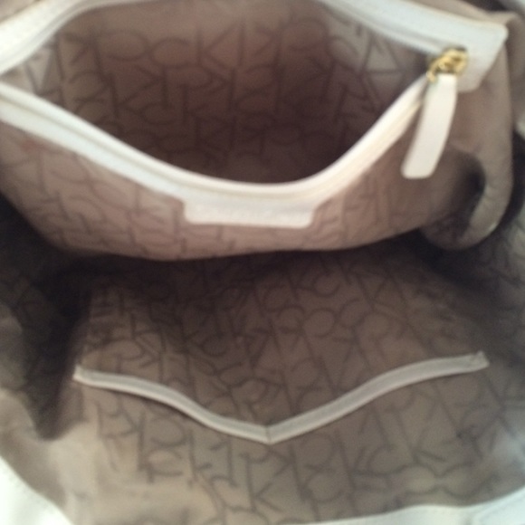 Calvin Klein Logo Handbag - Picture 4 of 4