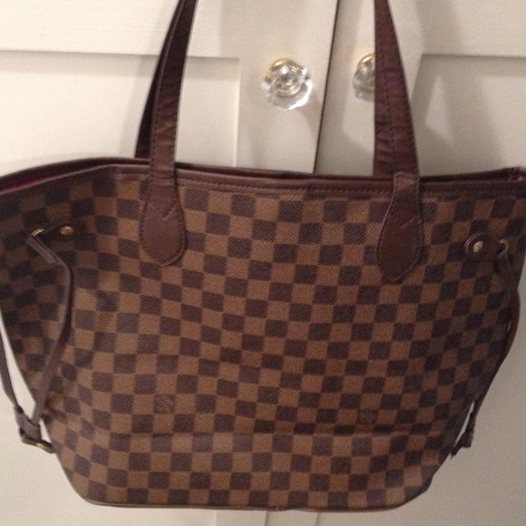 Neverfull checkered Purse
