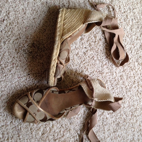 Coach wedges