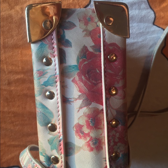 Baggage by Jeffrey Campbell! - Picture 3 of 4