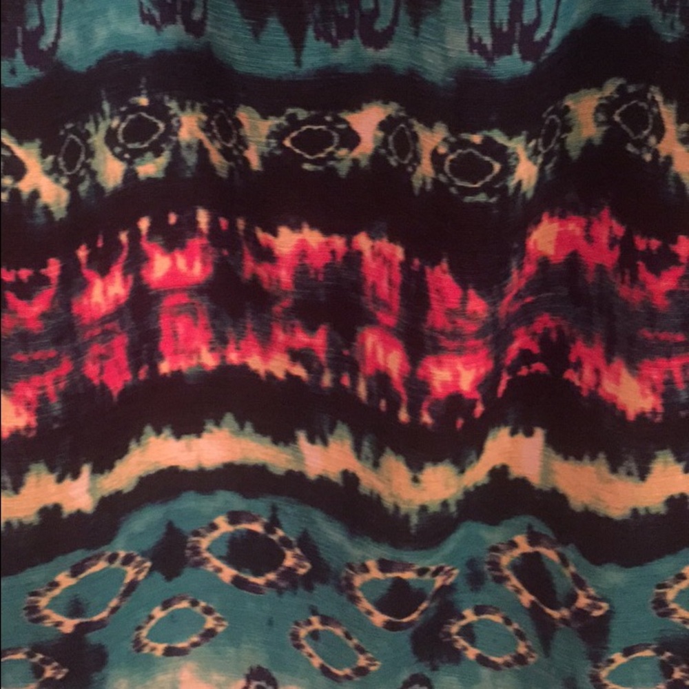 🆕 Vibrant Print Off The Shoulder Dress - Picture 7 of 7